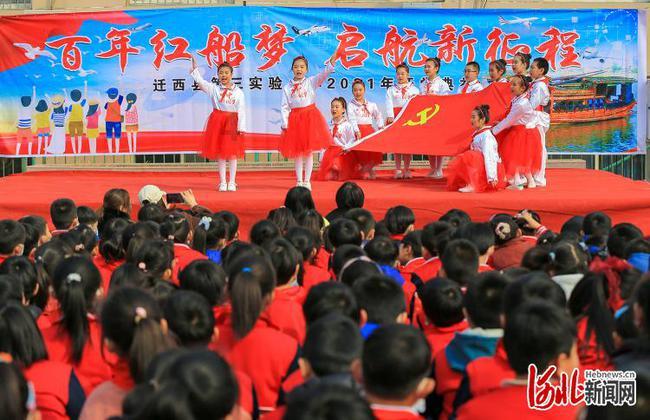 奇葩！两旅客打赌谁能带打火机登机均被罚